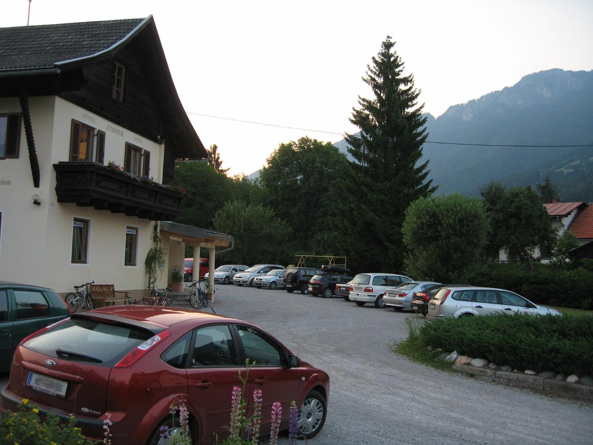 Pension Lipicer Kotschach-Mauthen Exteriör bild