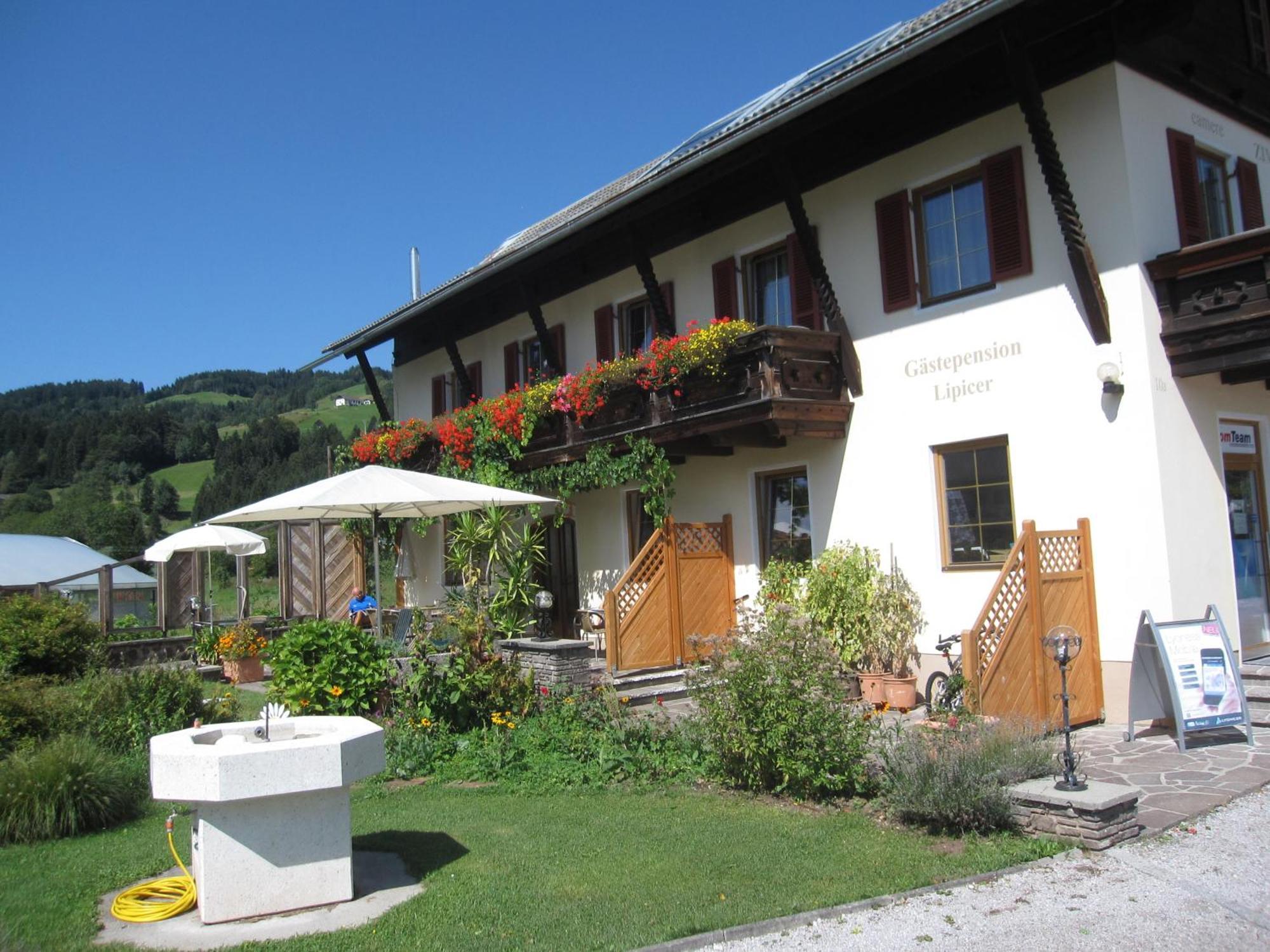 Pension Lipicer Kotschach-Mauthen Exteriör bild